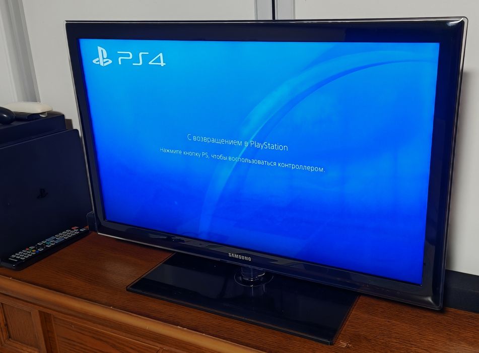 Samsung UE3205520RW - Телевизор 32 дюйма