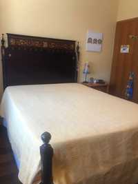 Vende-se Cama estilo Dona Maria