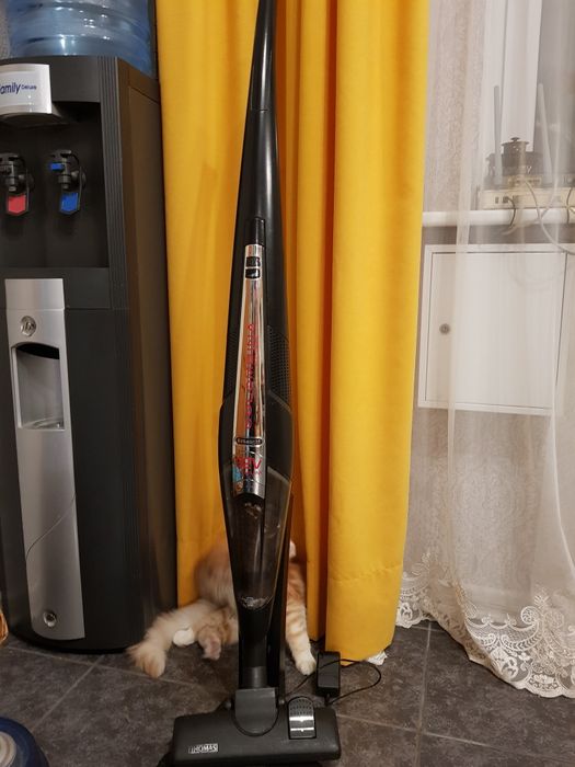 Аккумуляторный пылесос Delonghi colombina 32v