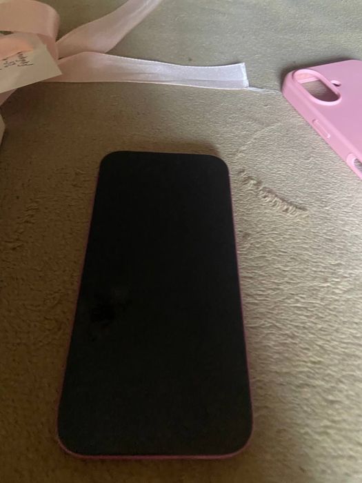 iPhone 16 128ГБ рожевий з магазину чек гарантія захисне 3д скло чохол