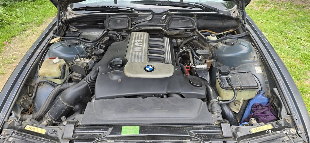 Срочно до кінця жовтня Продам  Bmw e38  m57 b30 максимальна  комплекта