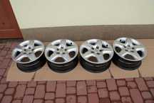 Strukturalne 16 cali 5x110 ET-39 Opel Astra H Meriva B Signum kołpaki