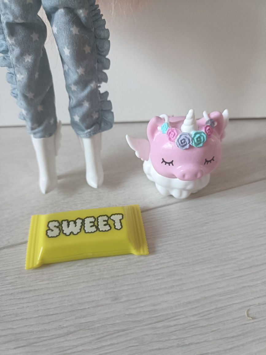 SUPER Barbie extra