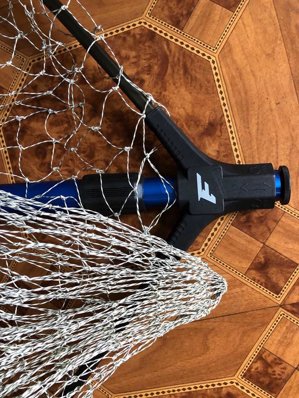 Подсак для ловли с лодки Flagman Landing Net на 2,3 м. Новый