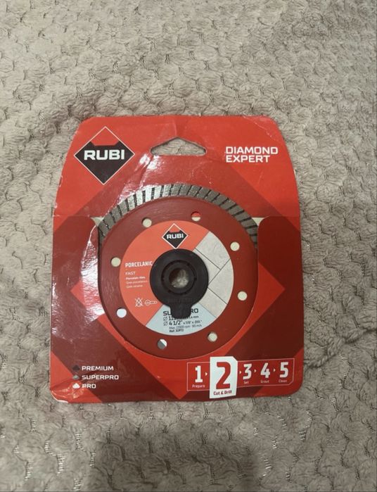 Tarcza do precyzyjnego cięcia gresu porcelanowego