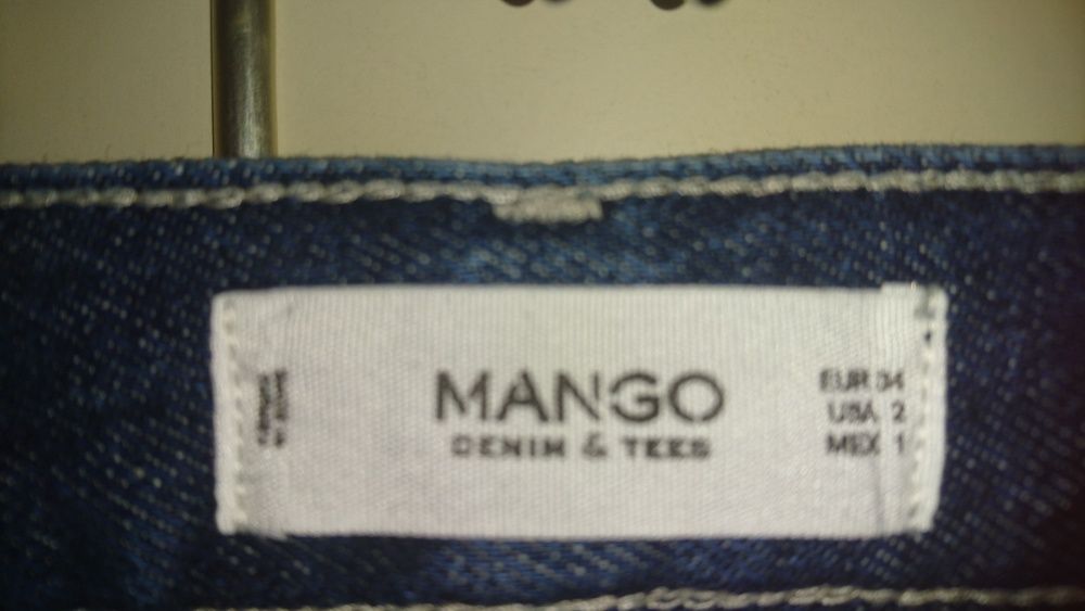 Jeans bordadas da MANGO - Tamanho 34