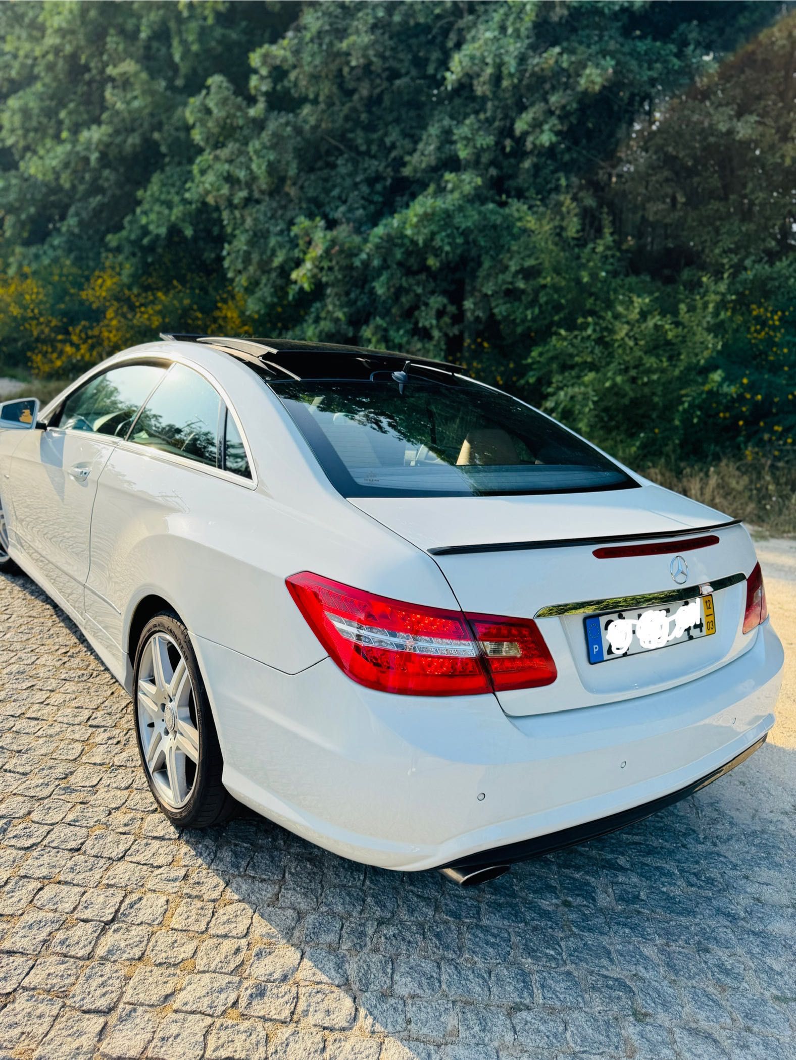 Mercedes Benz E 250 coupe