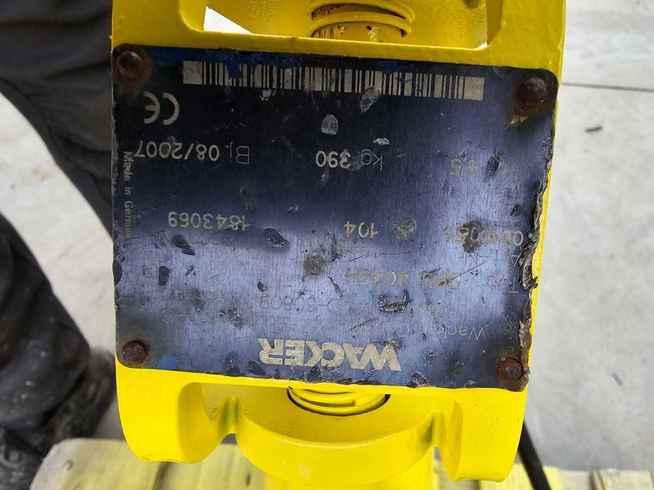 Zagęszczarka Wacker  DPU 4045 Husqvarna Bomag Weber Ammann