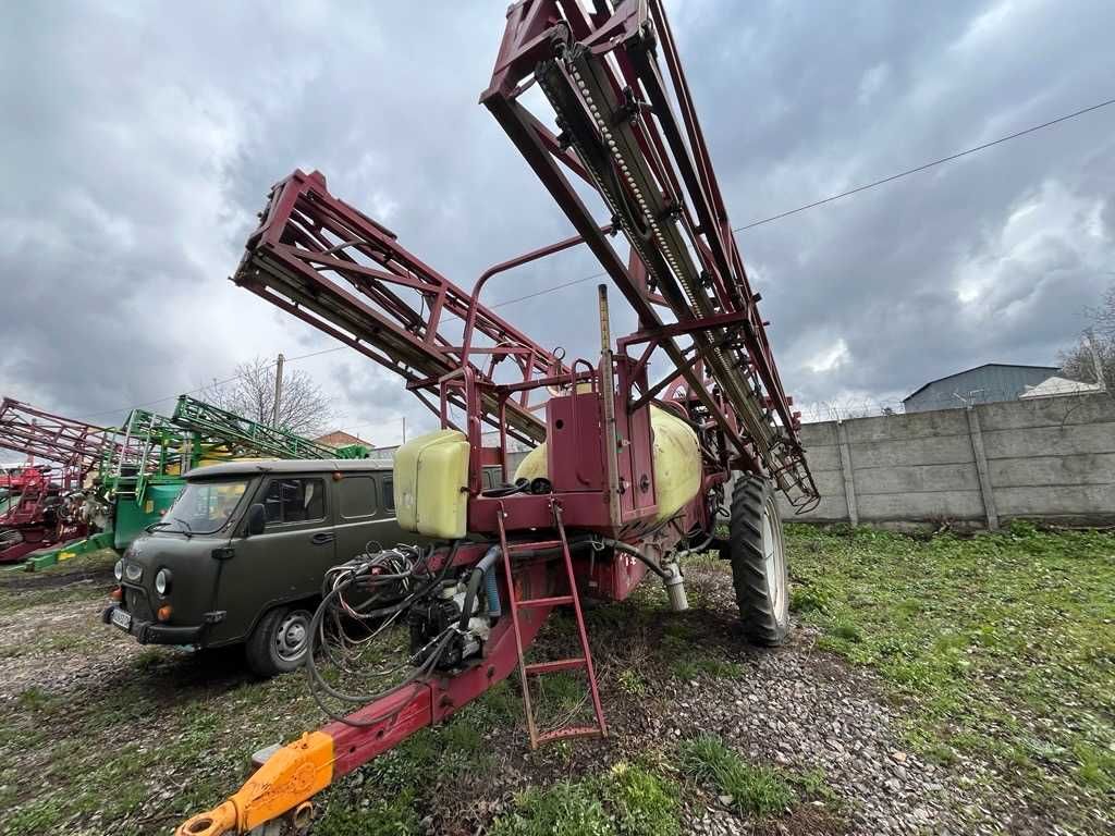 Оприскувач причіпний Hardi Comander 2800