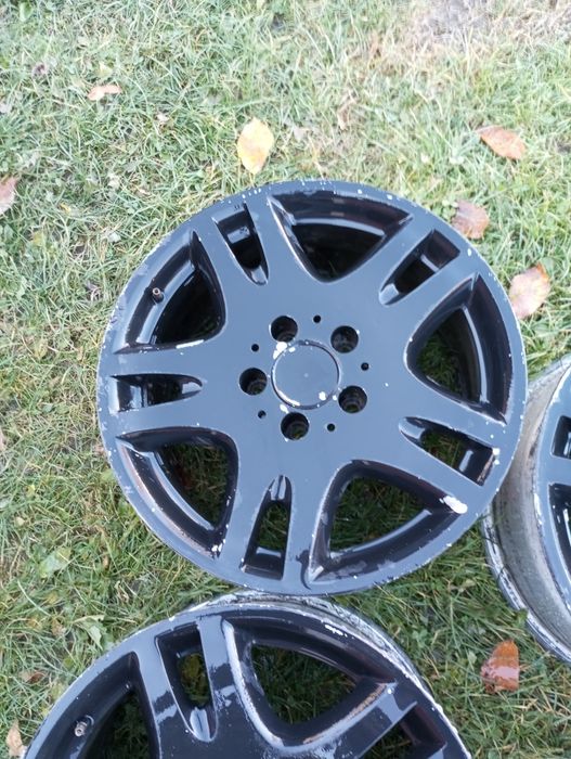Продам диски на 16 мерседес