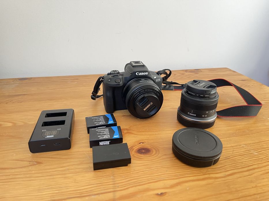 Canon EOS r50 + 50mm 1.8 rf + 18-45 rf + baterie i ładowarka