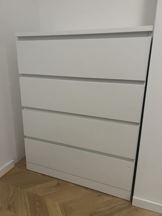 Biała komoda Ikea Malm