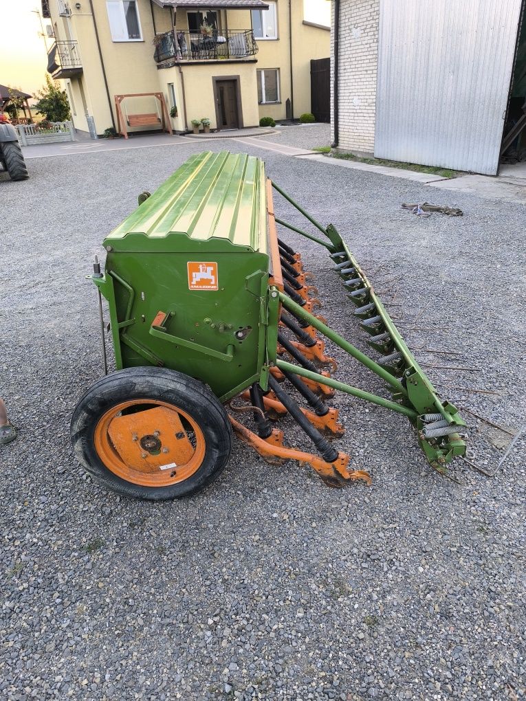 Siewnik Zbożowy Amazone D8 Super Sulky