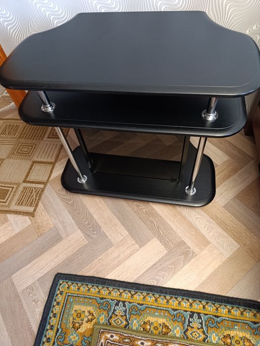 Тумба під телевізор чорна
