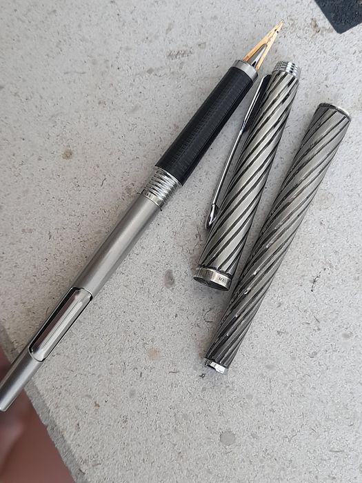 Caneta tinteiro Parker 180 Torceide prateada rara