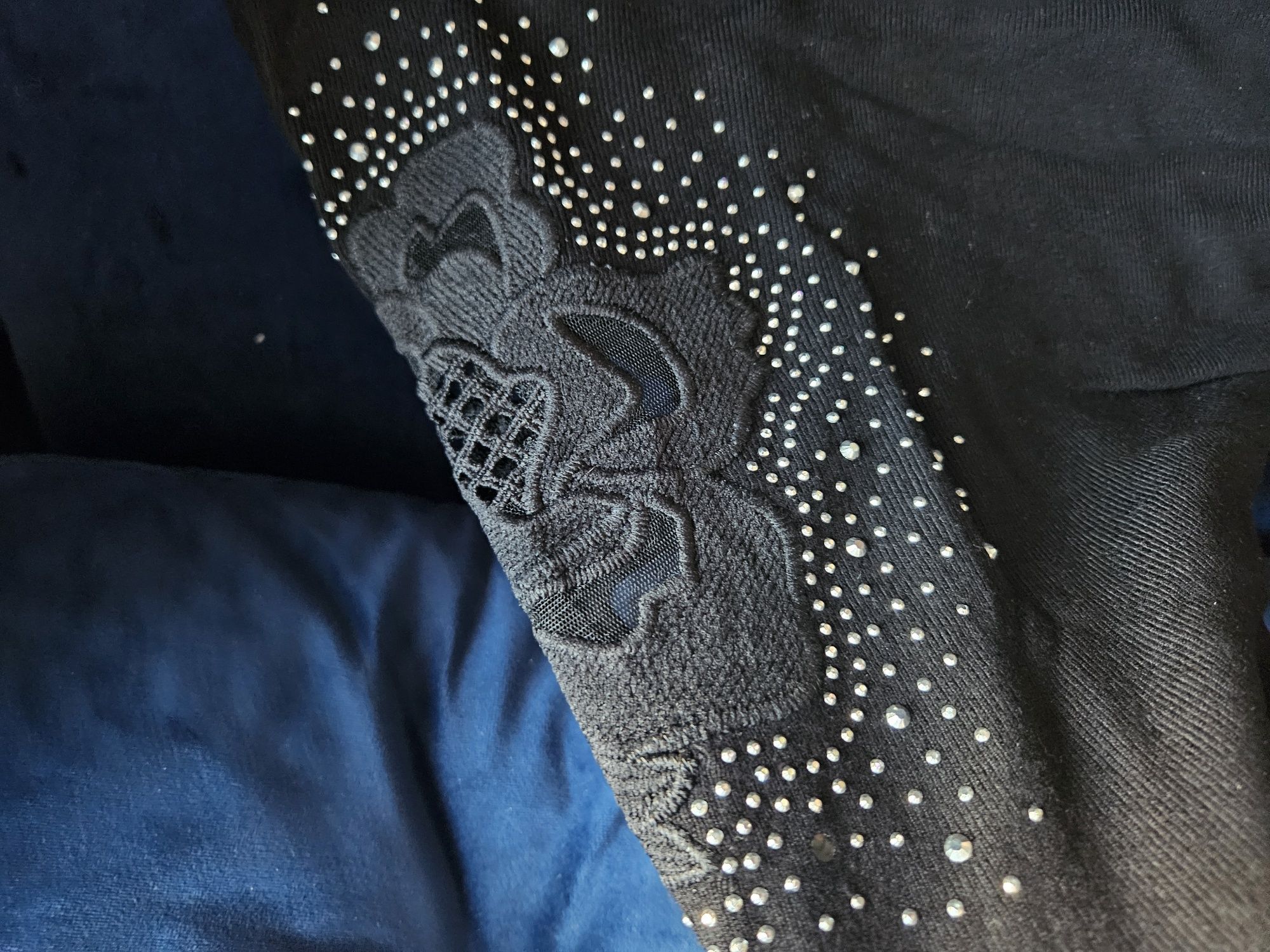 Sweter damski czarny