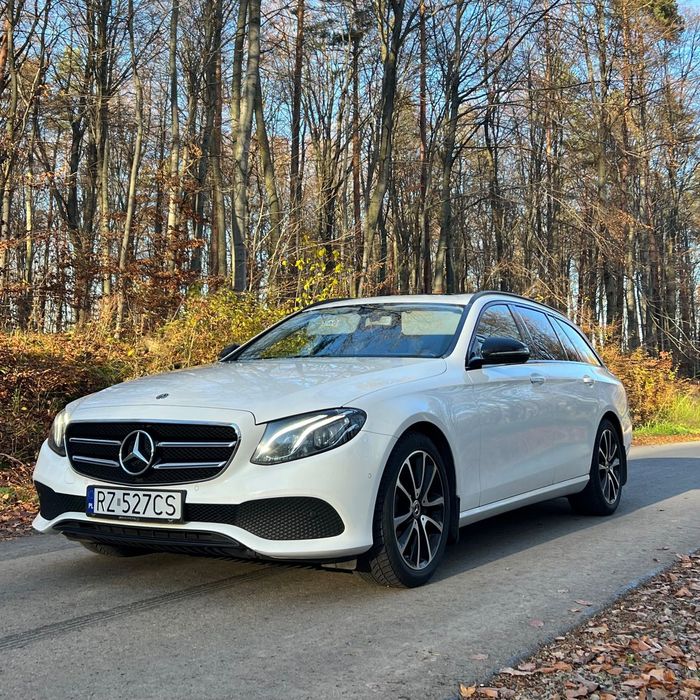 Mercedes-Benz Klasa E Mercedes-Benz E220d 4matic Night