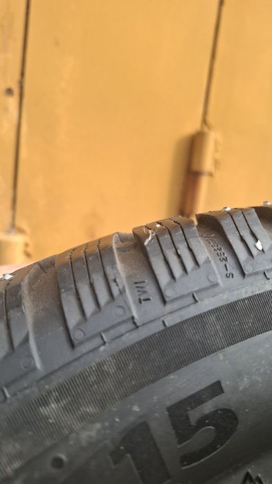 Continental IceContact 195 65 r15
