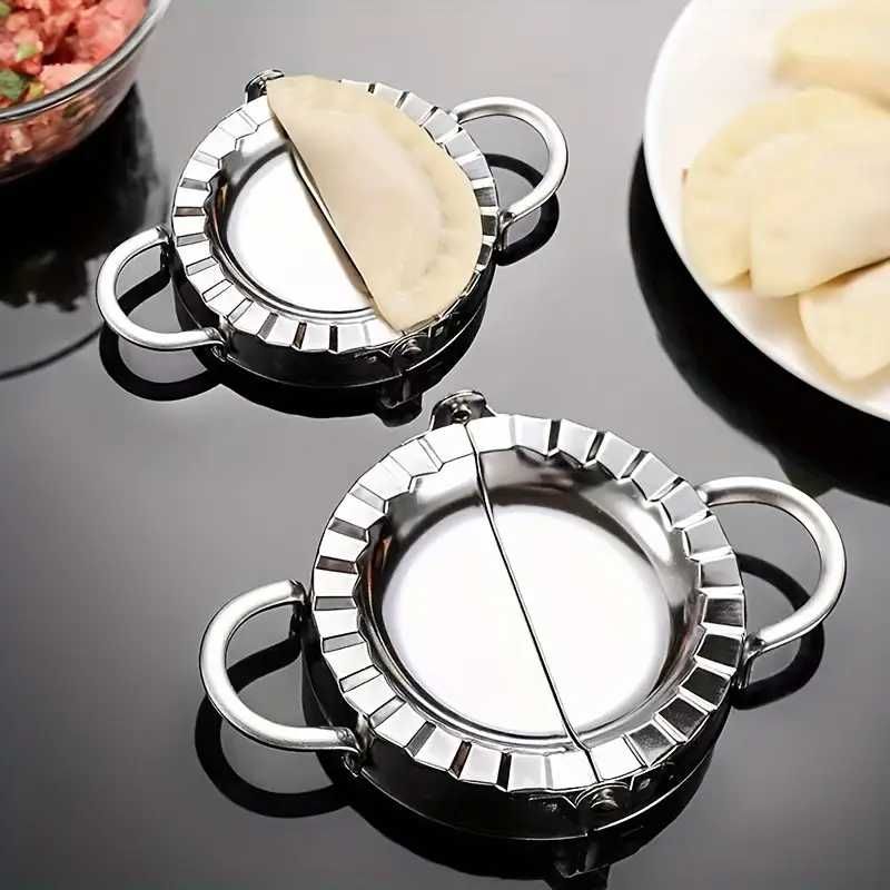 Forma stalowa maszynka do pierogów foremka wykrawacz 9,5cm