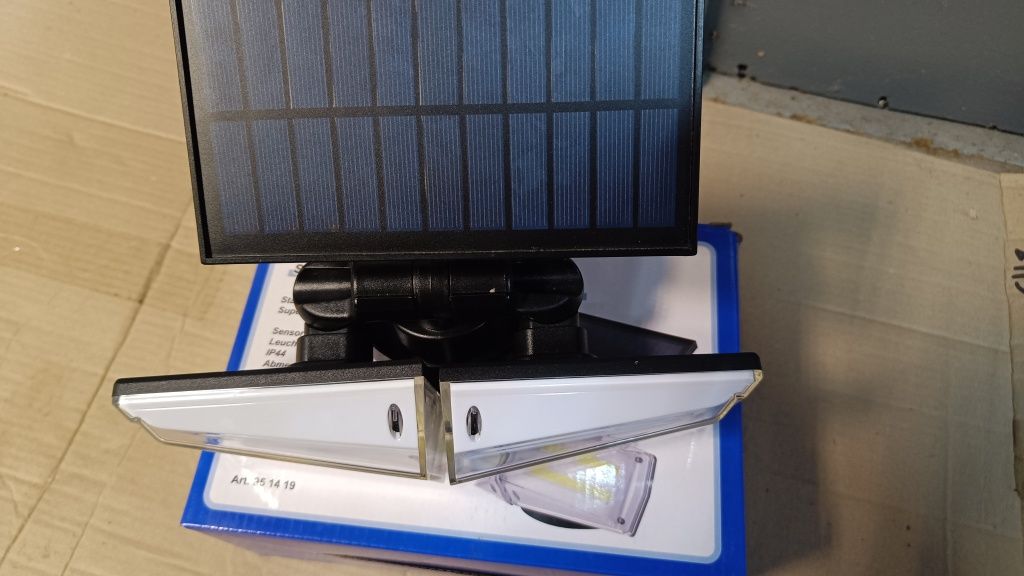 Светодиодный солнечный светильник Northpoint »Spotlight«, датчик движе