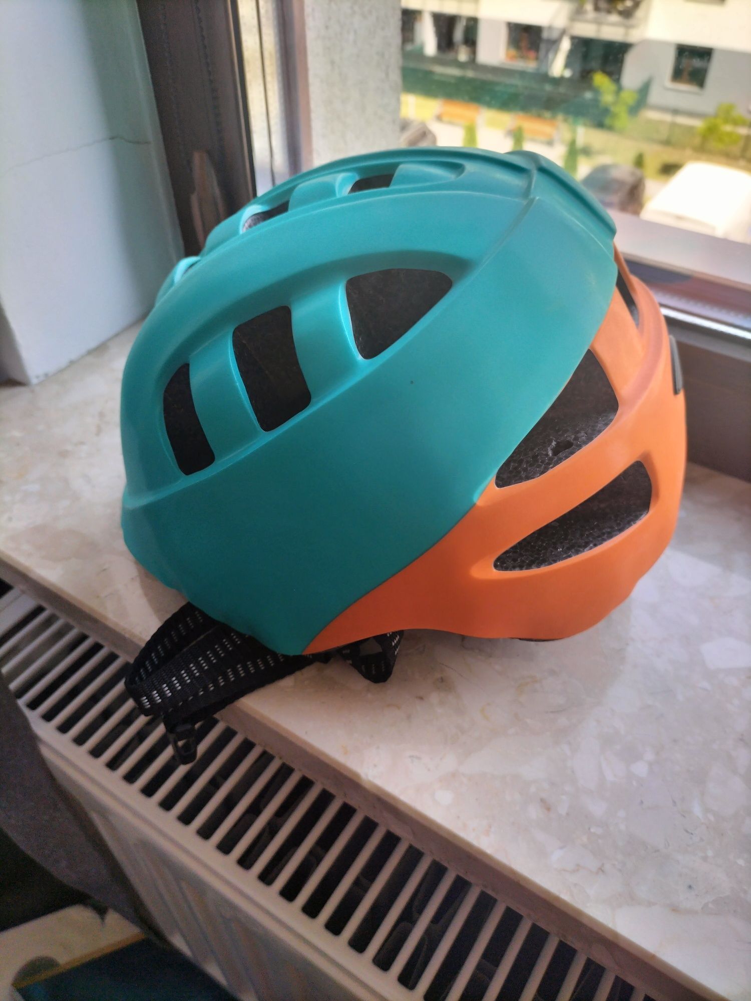 Kask rowerowy r. 48-50