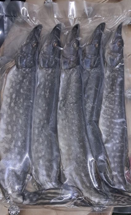 В продаже вяленая рыба