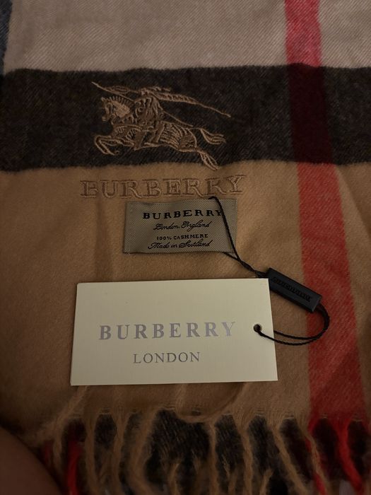 szalik burberry brazowo czarny