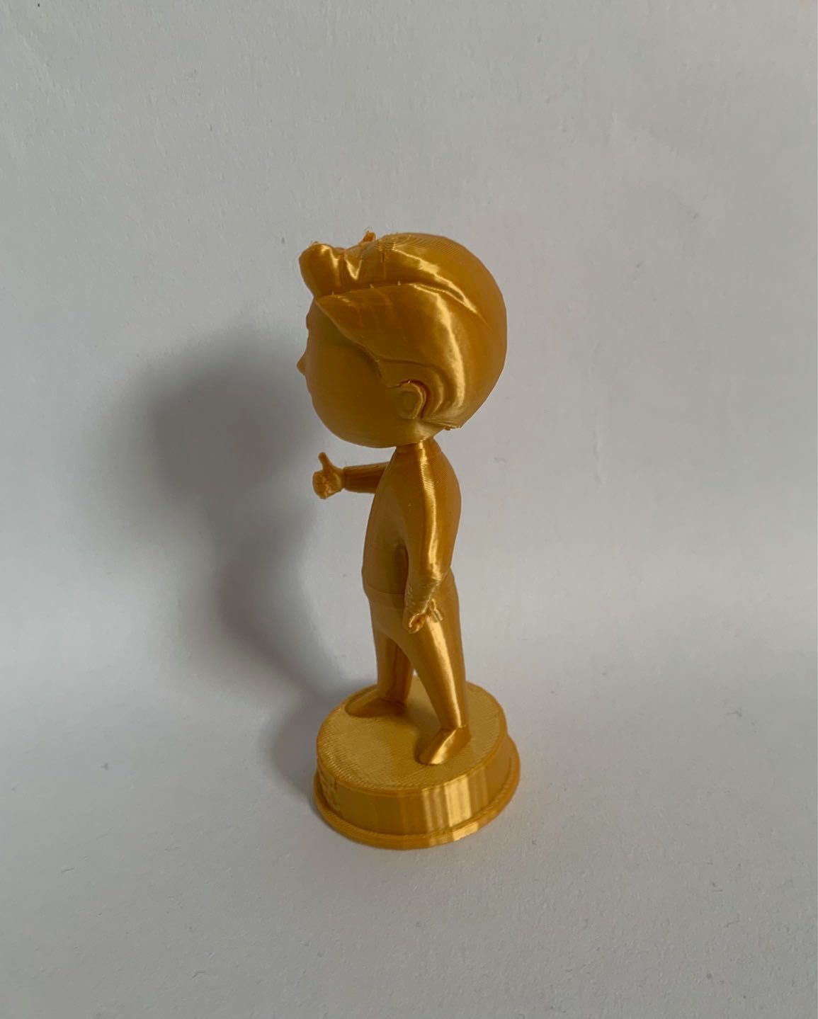 Złoty Vault Tec Boy figurka Fallout druk 3D 11cm