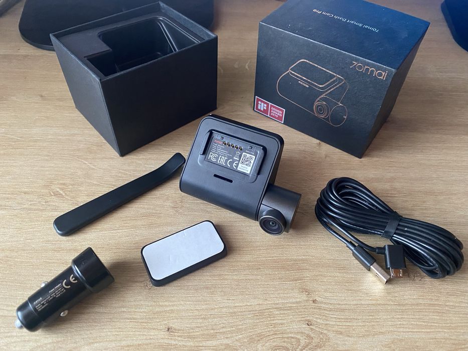 Видеорегистратор Xiaomi 70mai Smart Dash Cam Pro
