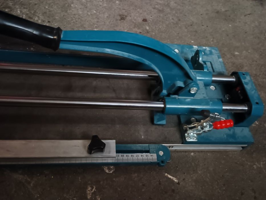 VEVOR 47-calowa przecinarka do płytek 1200 mm