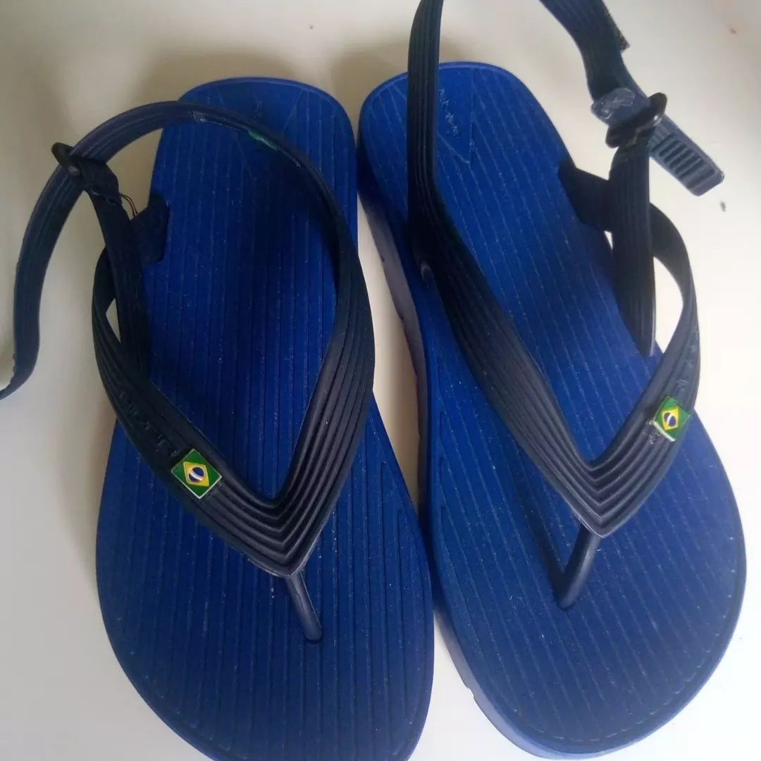 Chinelo Unisexo com fita atrás