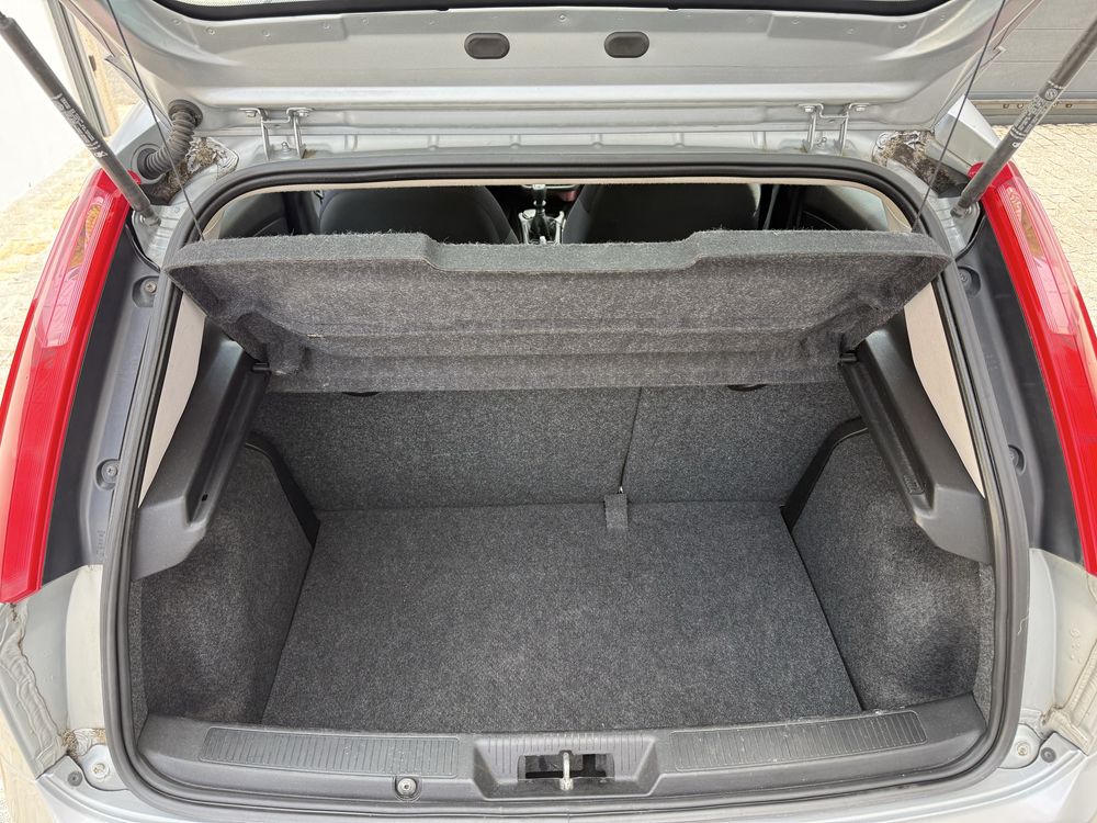 Fiat Punto 1.2 Nacional Ac