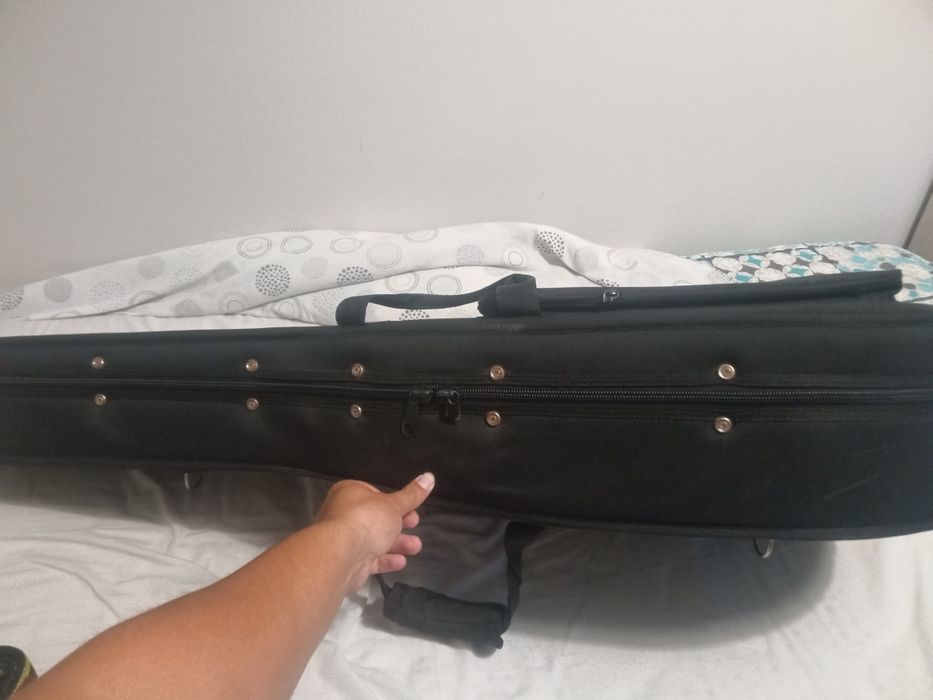 Caixa de Guitarra Dura