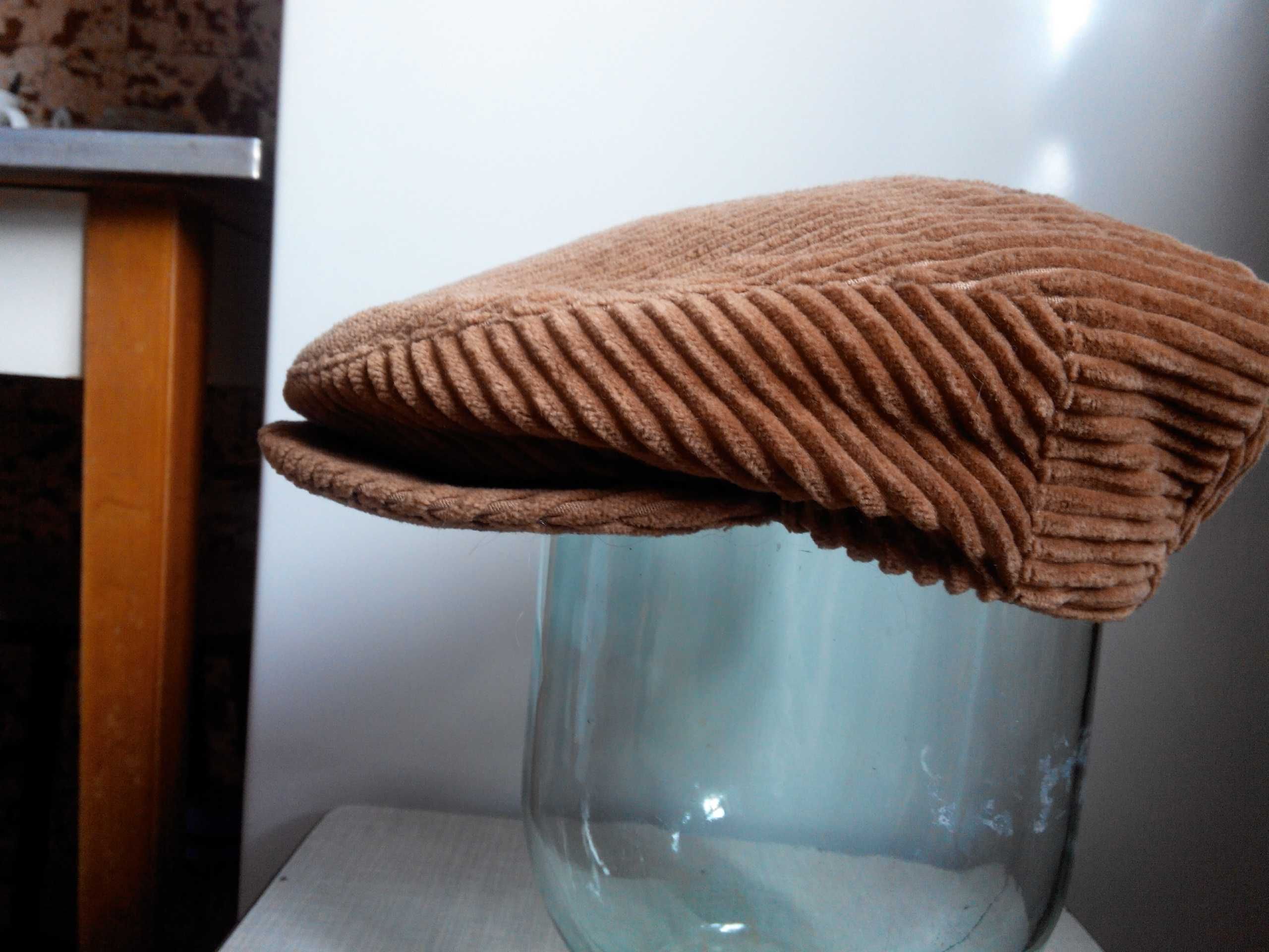 2 стильные шапки-кепки, кепи, демисезон, мягкая зима.