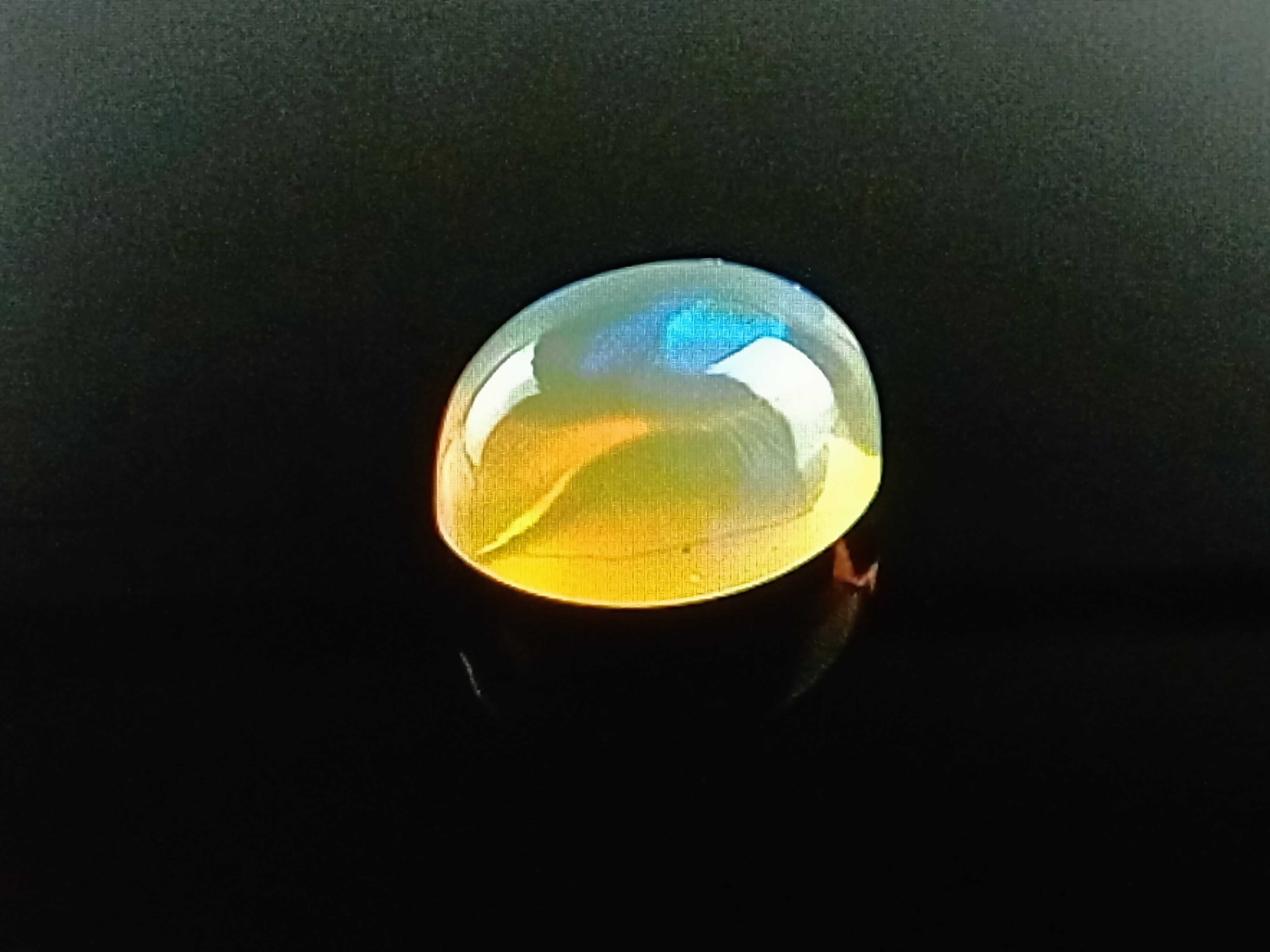 Opal naturalny szlachetny 2,40 ct