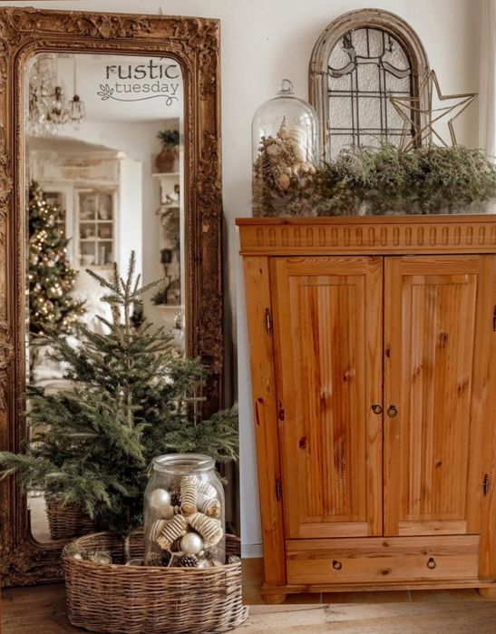 Szafa niska  sosnowa