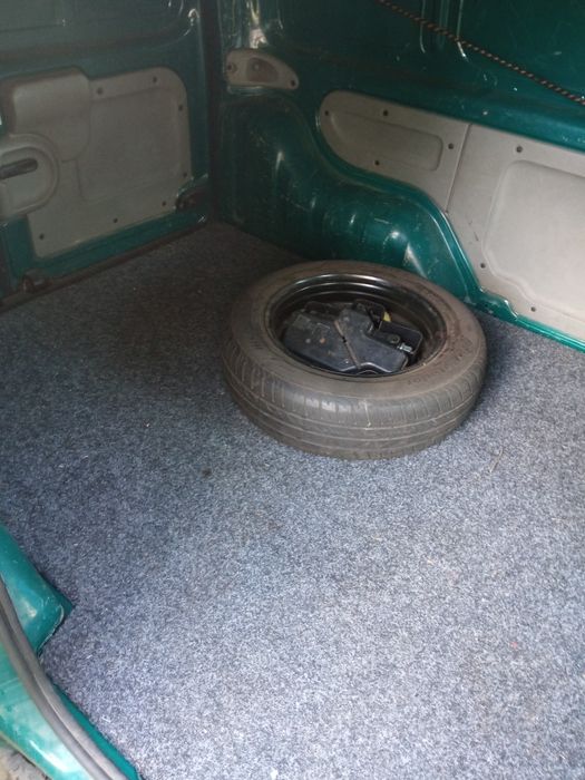 Автомобіль рено кенго фургон-в вантажний малотонажний