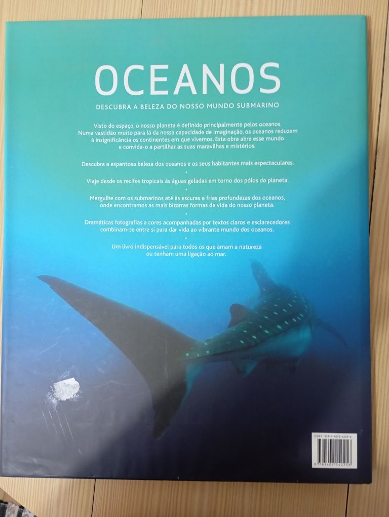 Livro Oceanos como novo