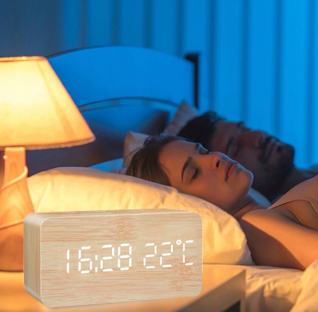 Budzik Zegar Termometr Elektroniczny Zegarek Alarm