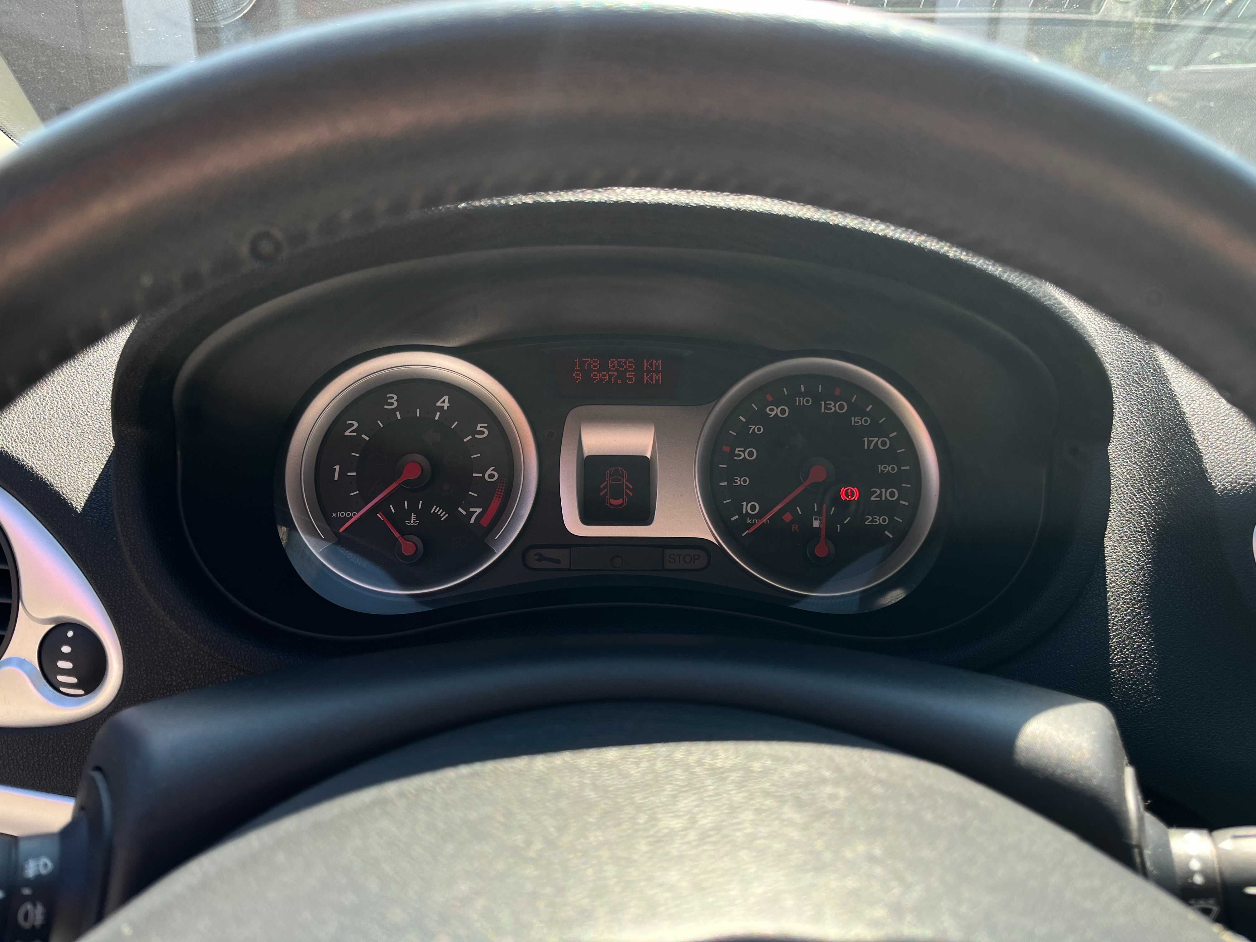 Renault Clio III 1.6 16V