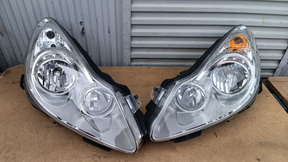 Vendo faróis de Opel corsa D ano 2006