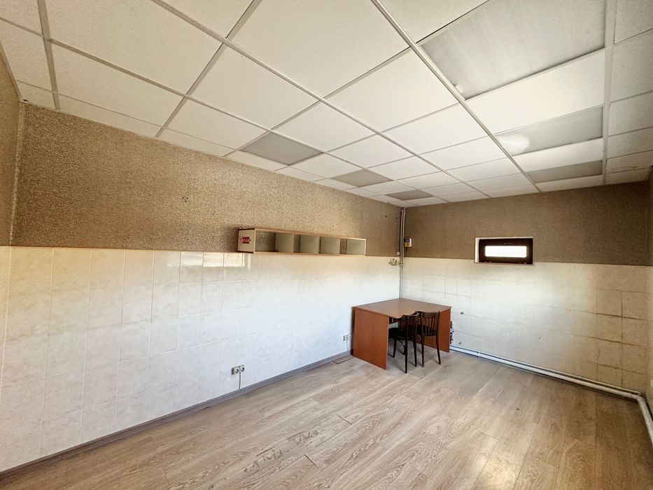 Здам кабінети в оренду 11,03 м.кВ. та 15,43 м.кВ.