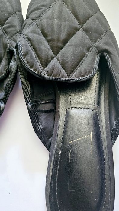 Klapki czarne pikowane Zara mule rozmiar 37
