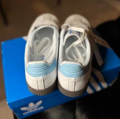 Białe buty adidas 39
