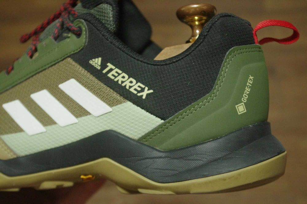 Кросівки Adidas Terrex Ax3 Gore-Tex FX4567 оригінал 45.5р стан чудовий