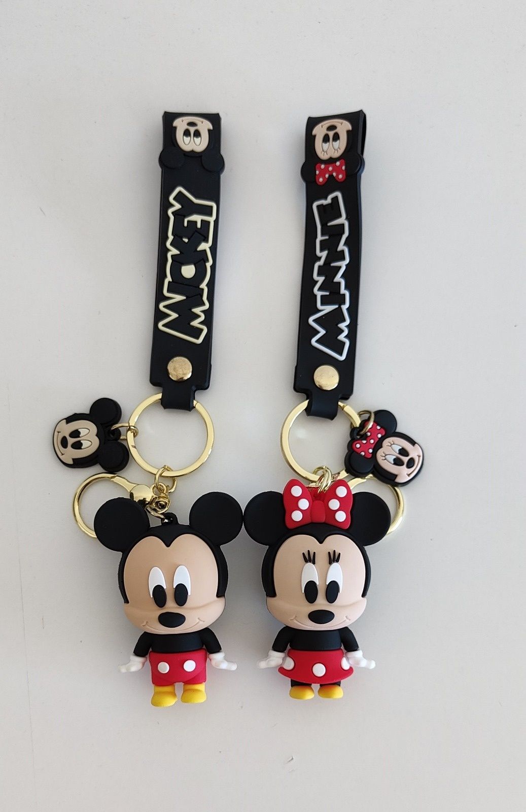 Porta chaves Mickey e Minnie
