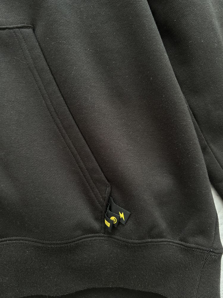 Худі Puma з Пакемоном