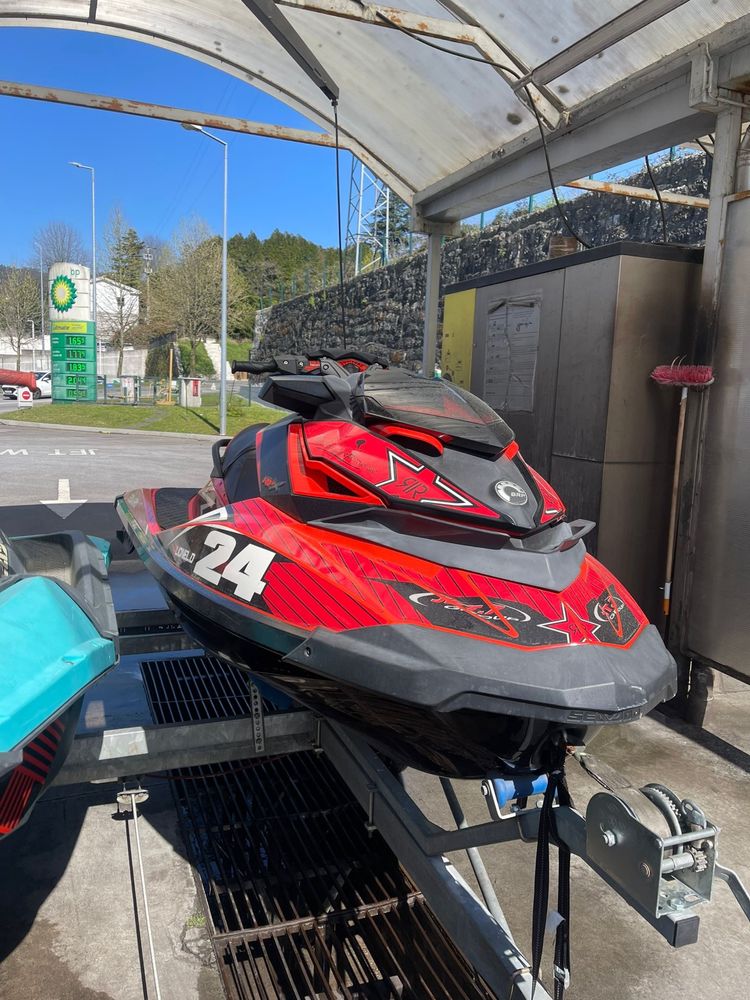 Vendo sea doo RXP 300 e sea doo SPARK