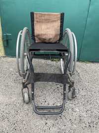 Продам комнатную инвалидную коляску