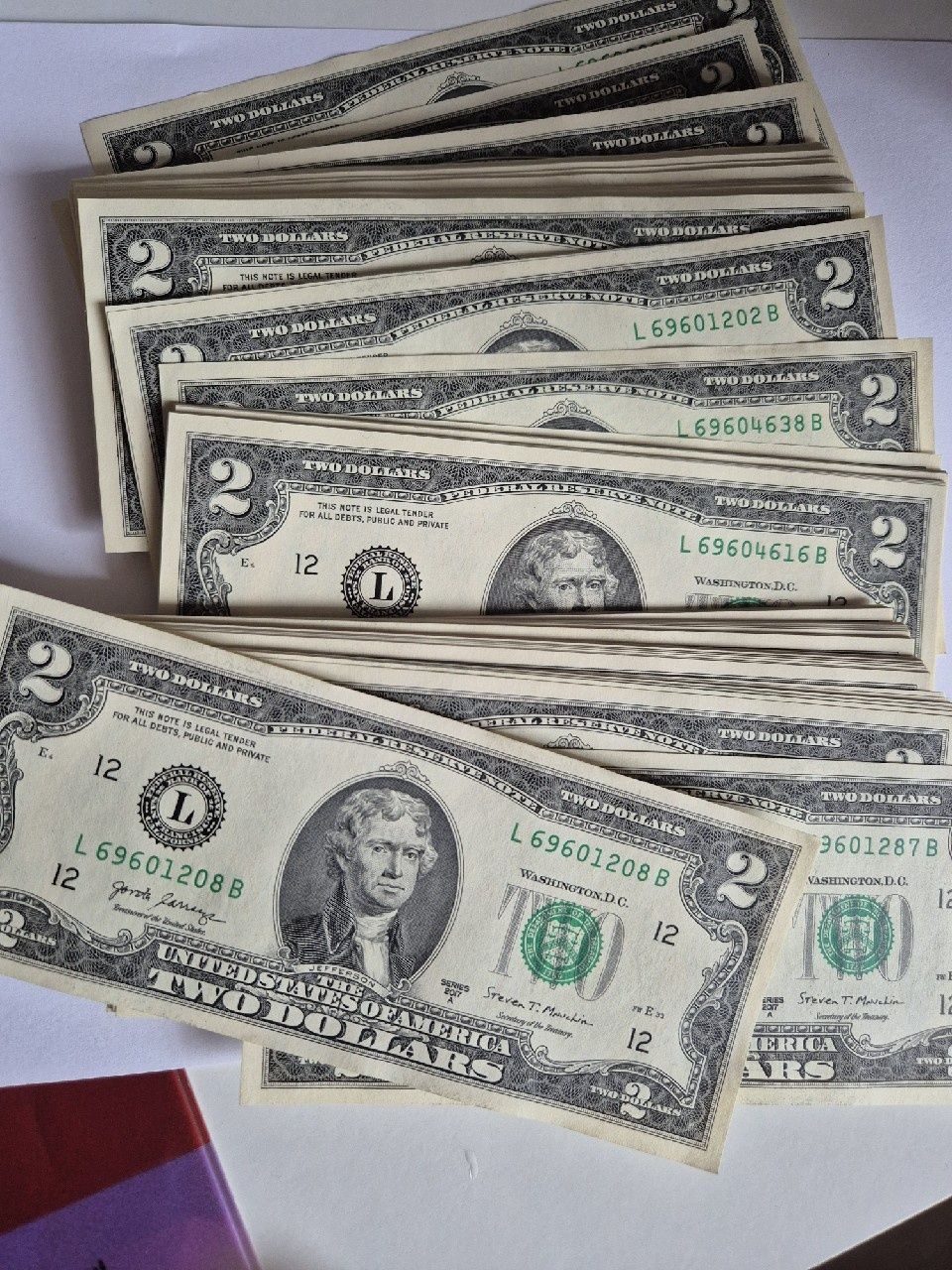 NOWE 300 dolarów po 2 dolary UNC